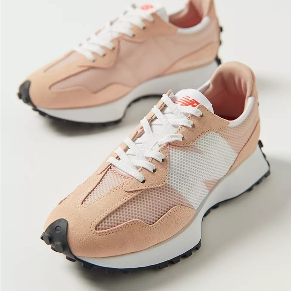 New Balance 327 - Picture 4 of 10